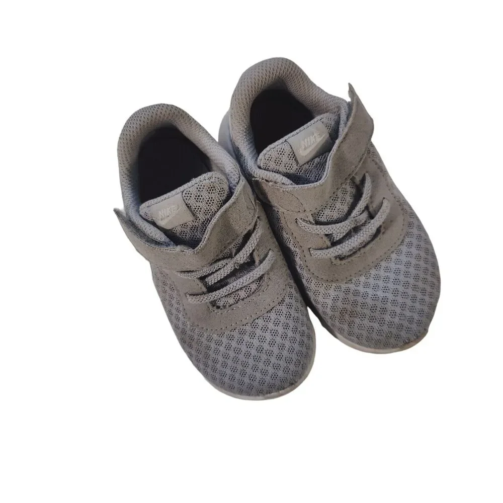 Nike Revolution Toddler Sneakers Shoes 7C, Cool Gray White Unisex